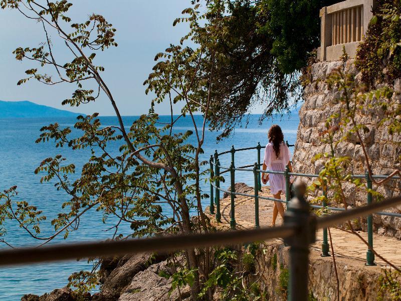 Smart Selection Hotel Belvedere Opatija Extérieur photo